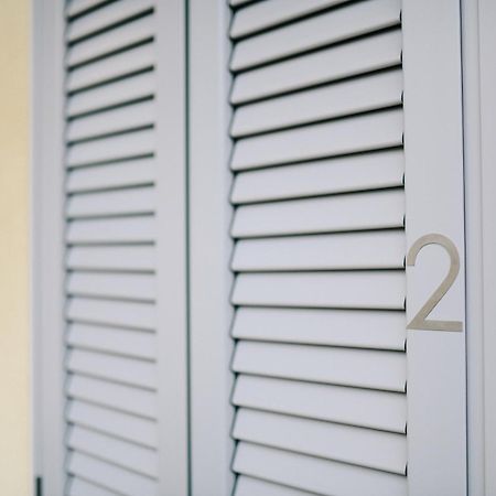Lora Rose Suite ,Free Parking, Self Check In,2 Como Dış mekan fotoğraf