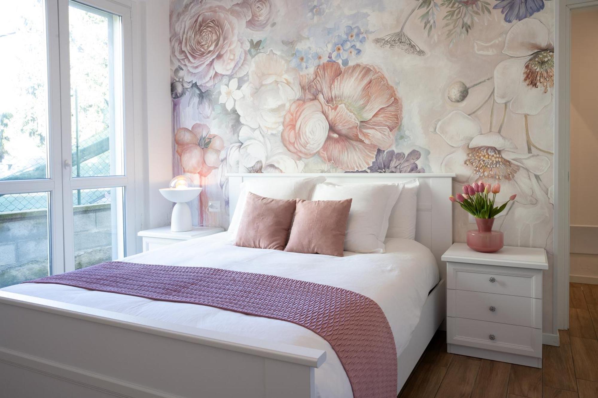 Lora Rose Suite ,Free Parking, Self Check In,2 Como Dış mekan fotoğraf